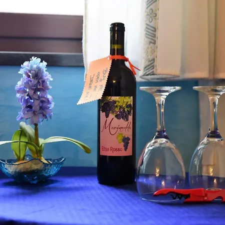 Alojamento de Acomodação e Pequeno-almoço Dimora Dell' Etna
