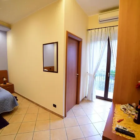 Bed & Breakfast Dimora Dell' Etna Luxe 2*