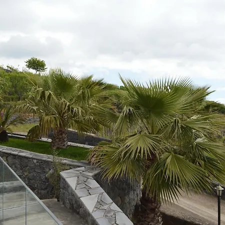 Dimora Dell' Etna Luxe 2*