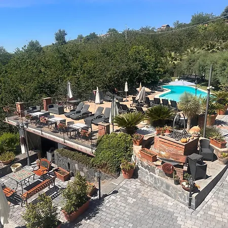 Dimora Dell' Etna 住宿加早餐酒店 米罗