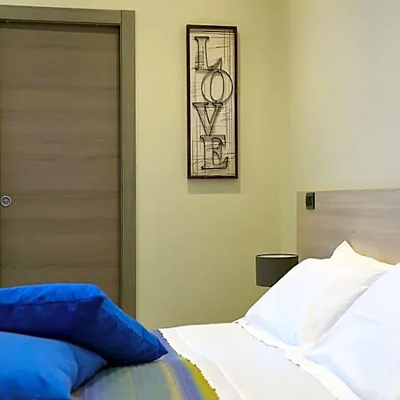 Dimora Dell' Etna B&B 밀로