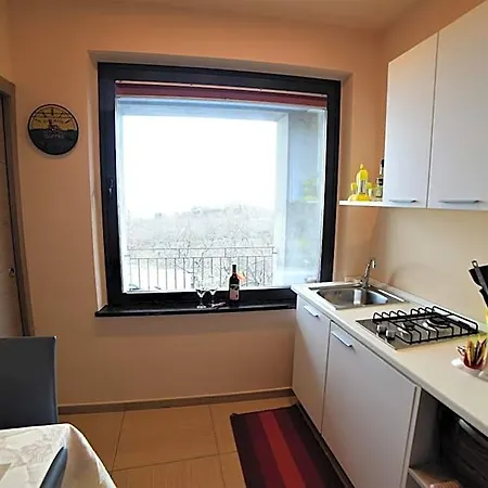 Dimora Dell' Etna B&B 밀로